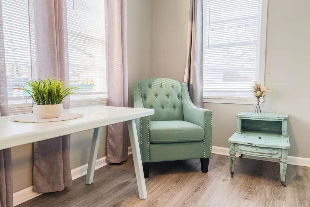 Apartment Spacious 3br 3 Bath Close To