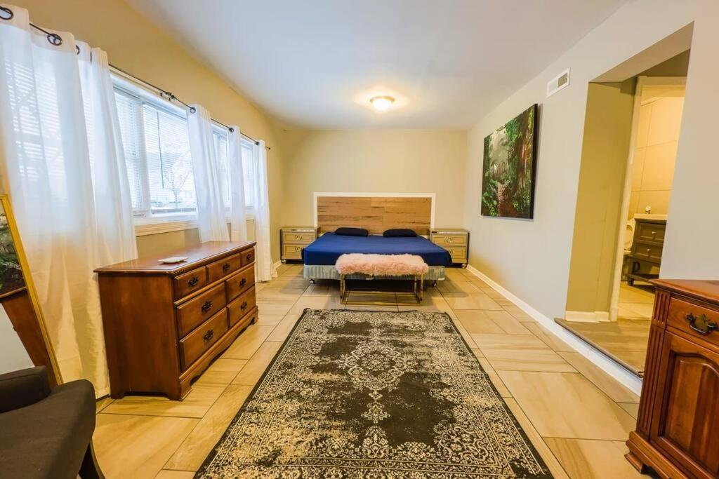 Apartment Spacious 3br 3 Bath Close To